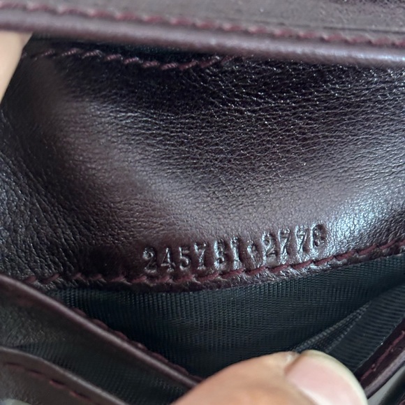 Gucci Compact GG Wallet - Picture 6 of 10